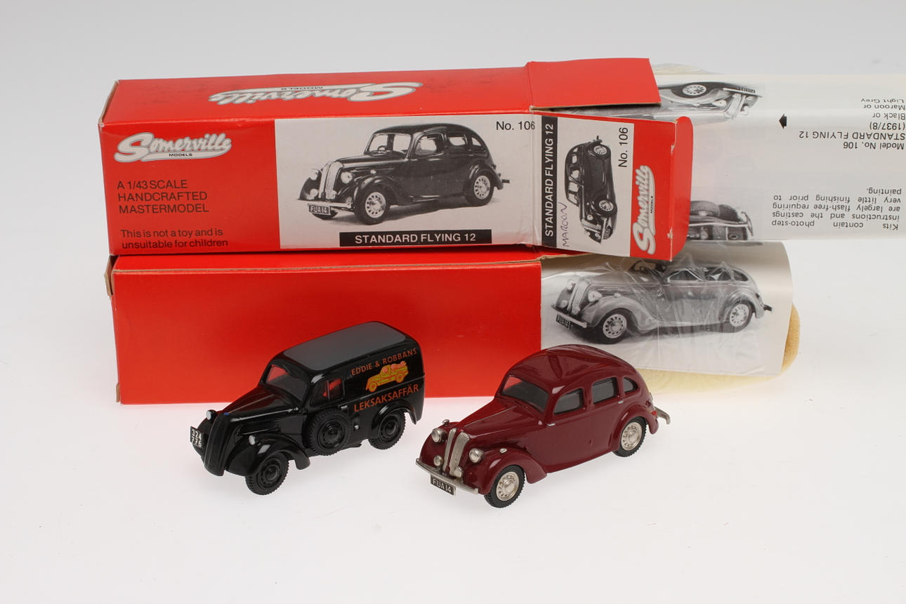 MODELLBILAR SOMERVILLE i originalkartonger.