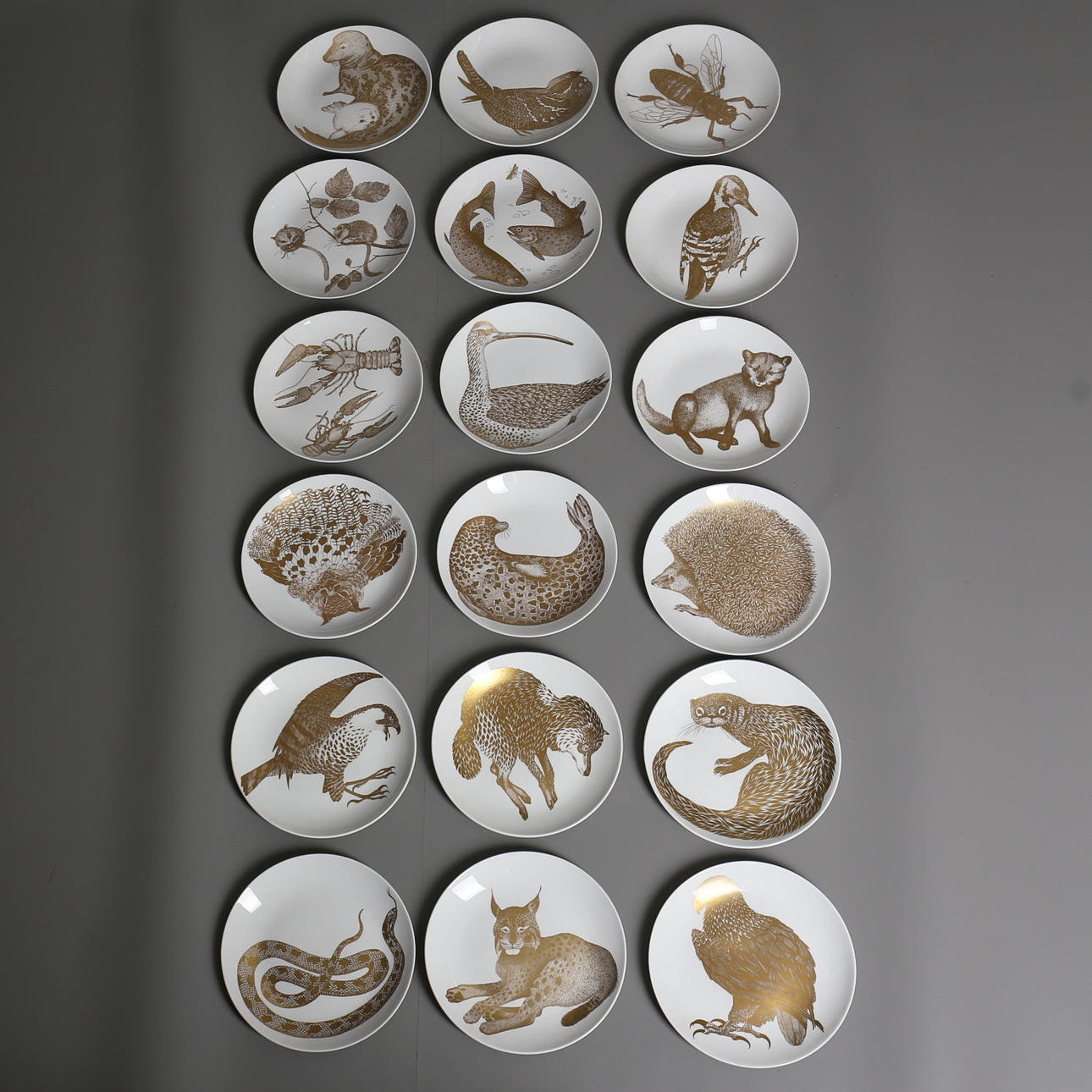 SAMLARTALLRIKAR, benporslin, Gustavsberg, Arter i fara. Design: Paul Hoff.