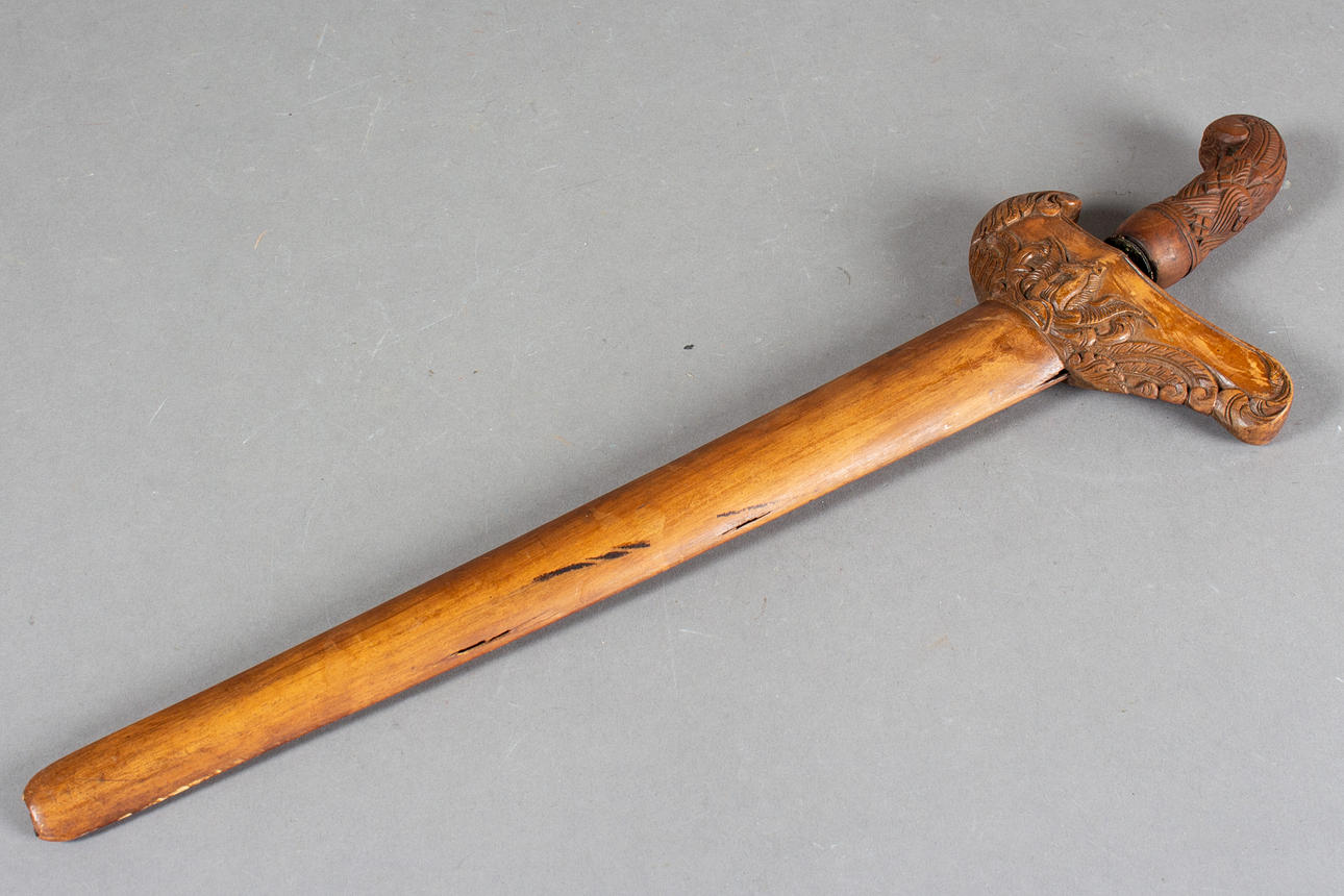 cris. Indonesia. 20 century.