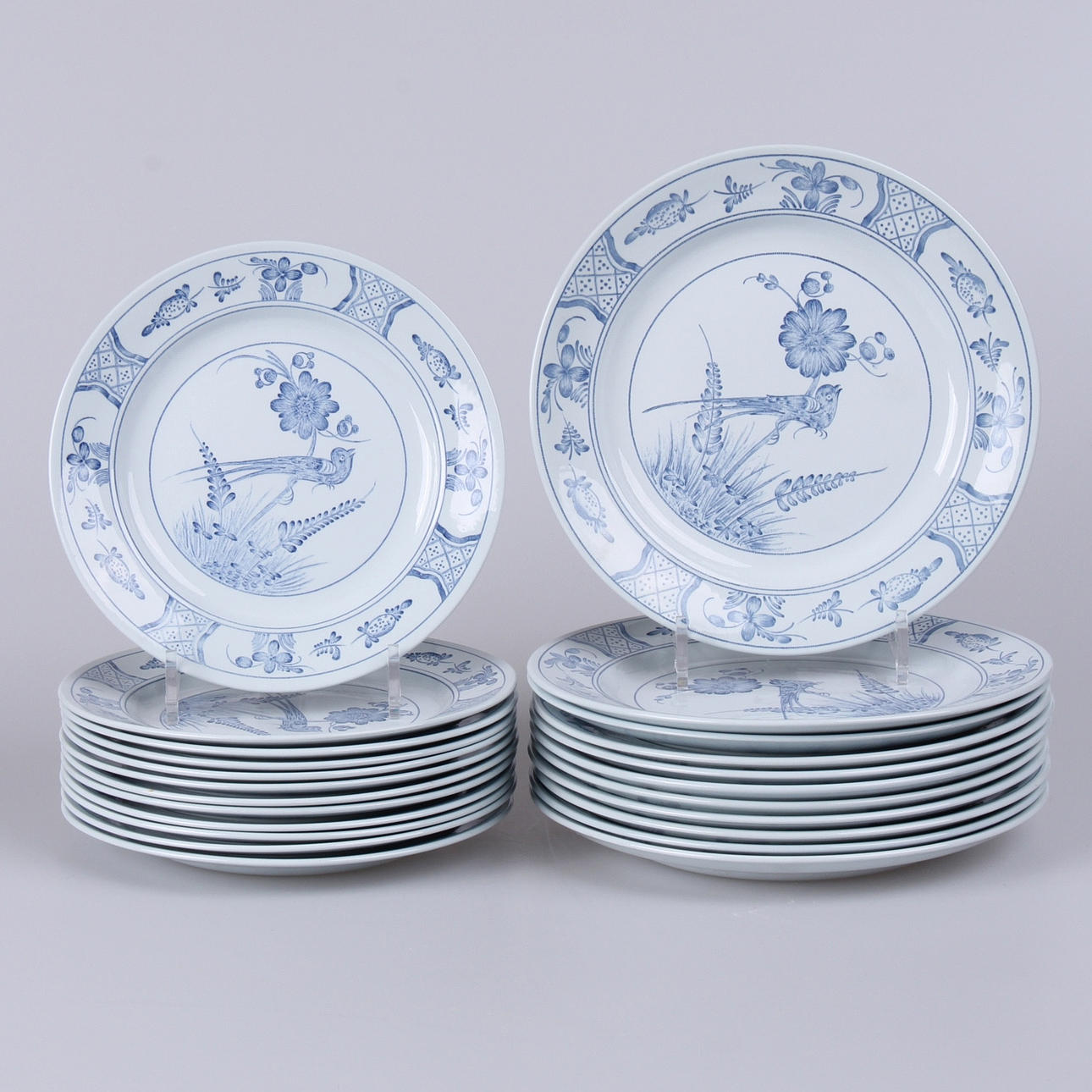 TALLRIKAR, 23 delar, "fågel blå", Rörstrand, 1900-tal.