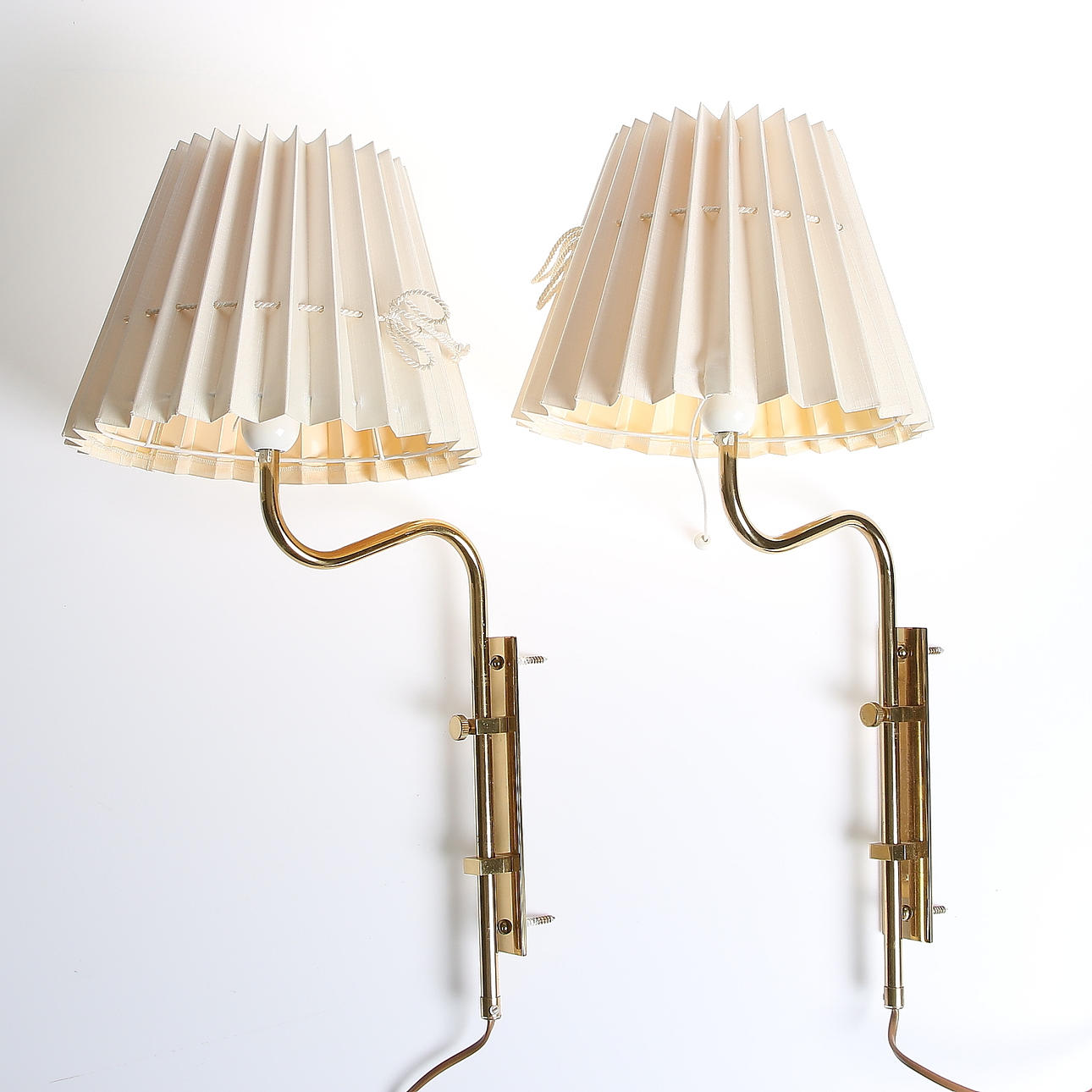 VÄGGLAMPOR, ett par, Bergboms, 1900-talets andra hälft.