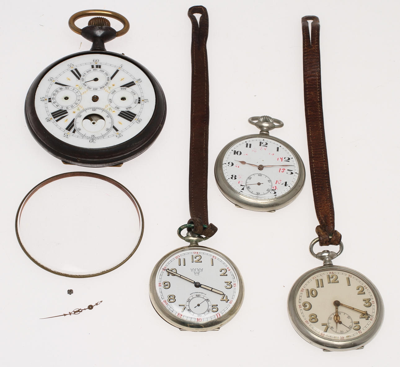 FICKUR 4 st, bland annat militärur samt kalenderur.