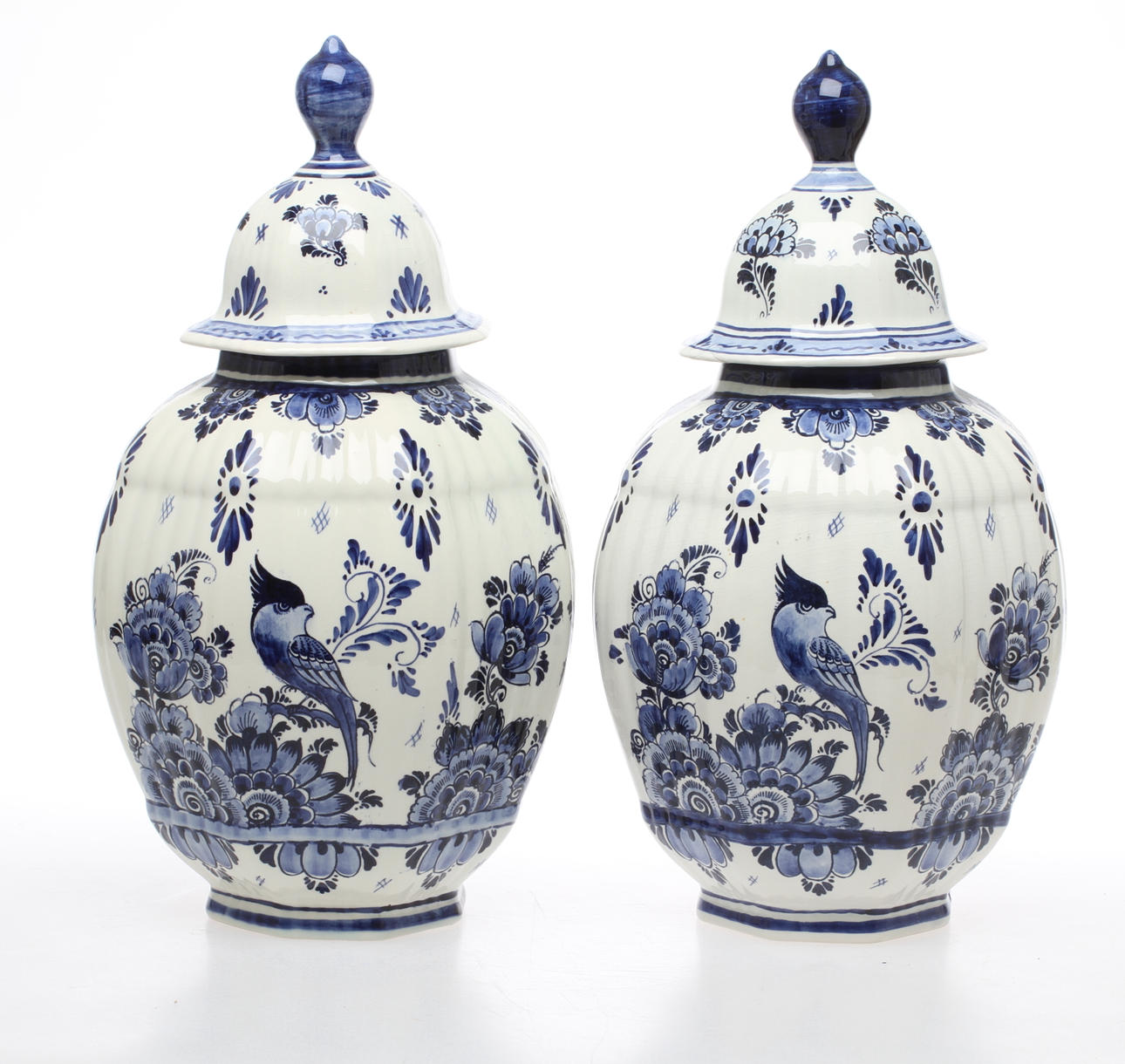 URNOR, ett par, porslin, Delft, 1900-tal.