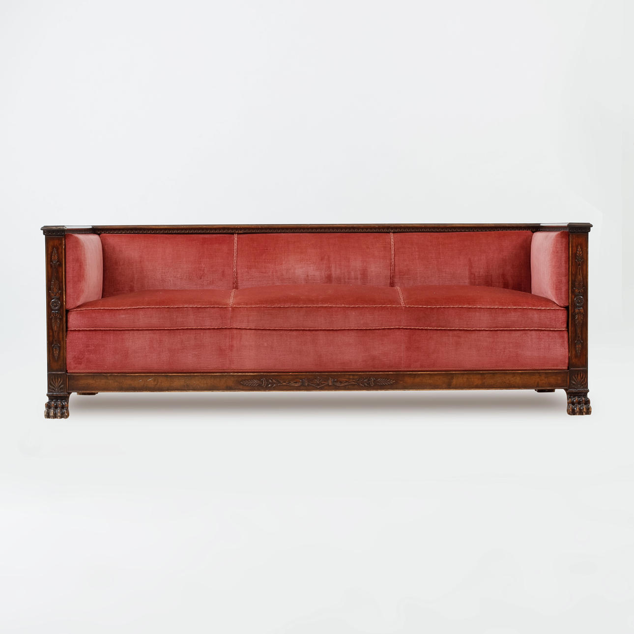 SOFA and ARMCHAIRS, a pair, 1920s.