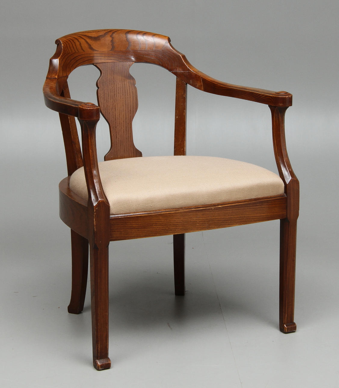 KARMSTOL, ek, 1900-talets första hälft.