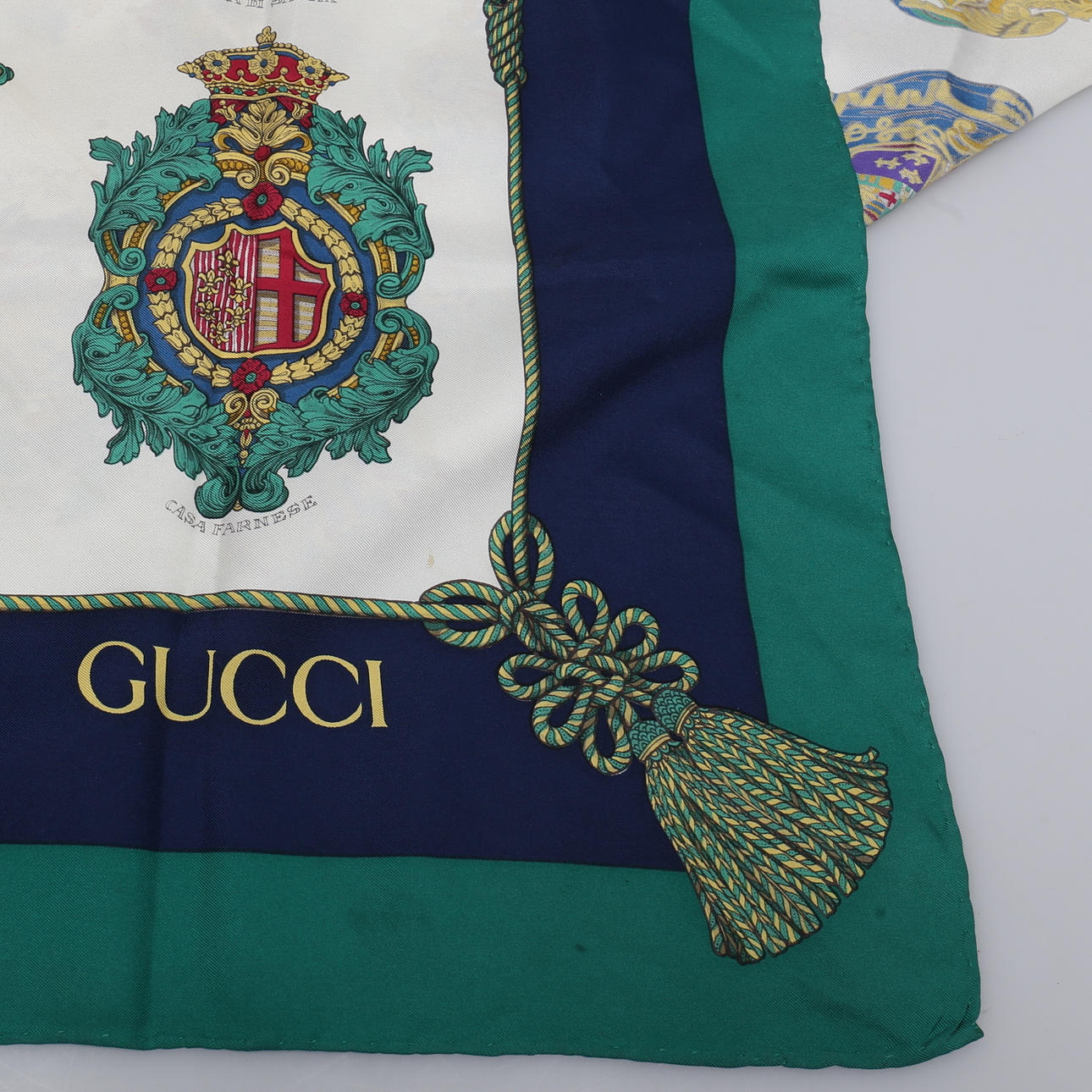 SCARFS i siden, Gucci, 1900-talets slut.