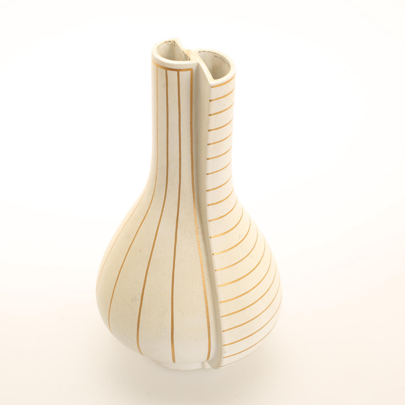 VAS, "Guldsurrea", Wilhelm Kåge, Gustavsberg.