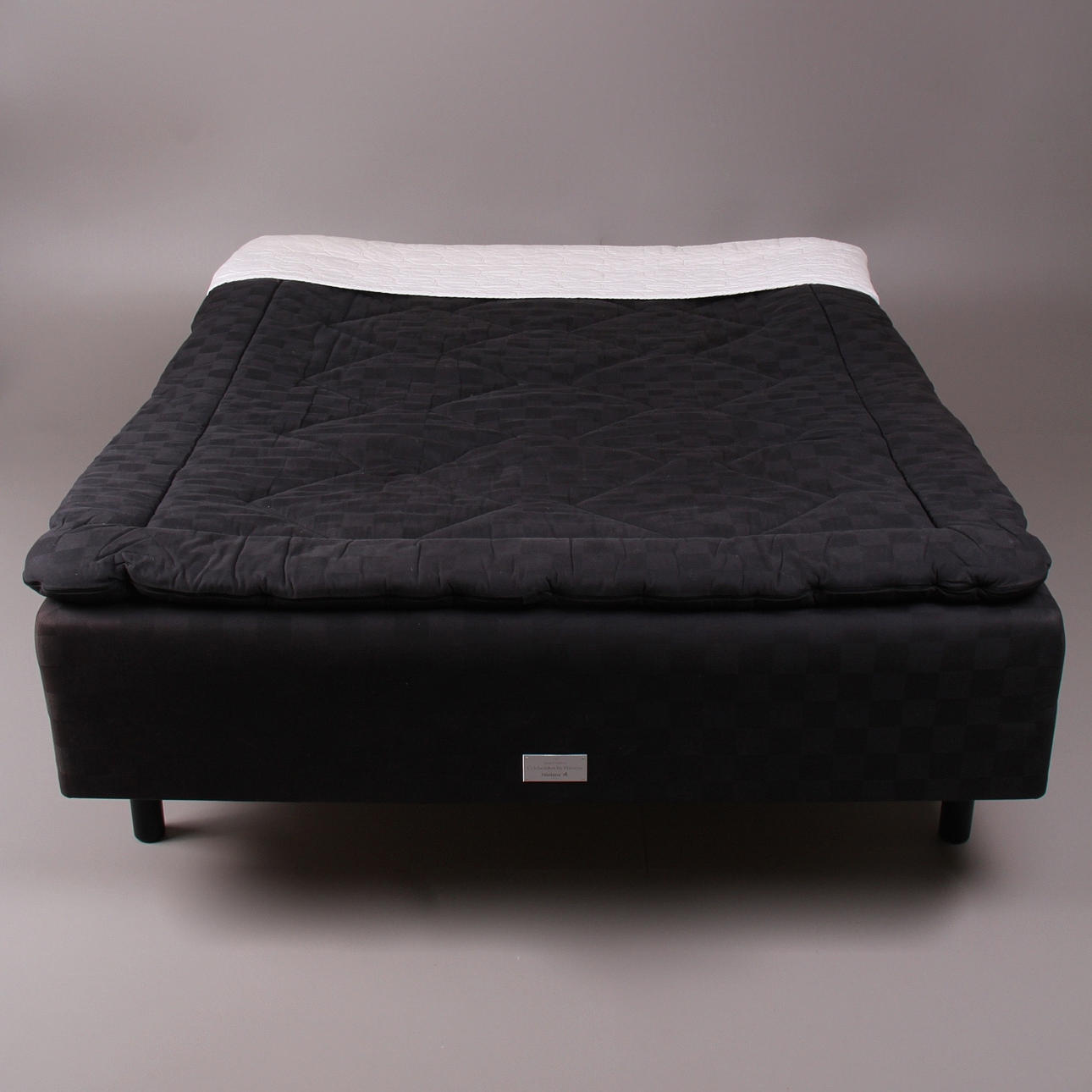 SÄNG, Limited Edition Celebration by Hästens , 2009.