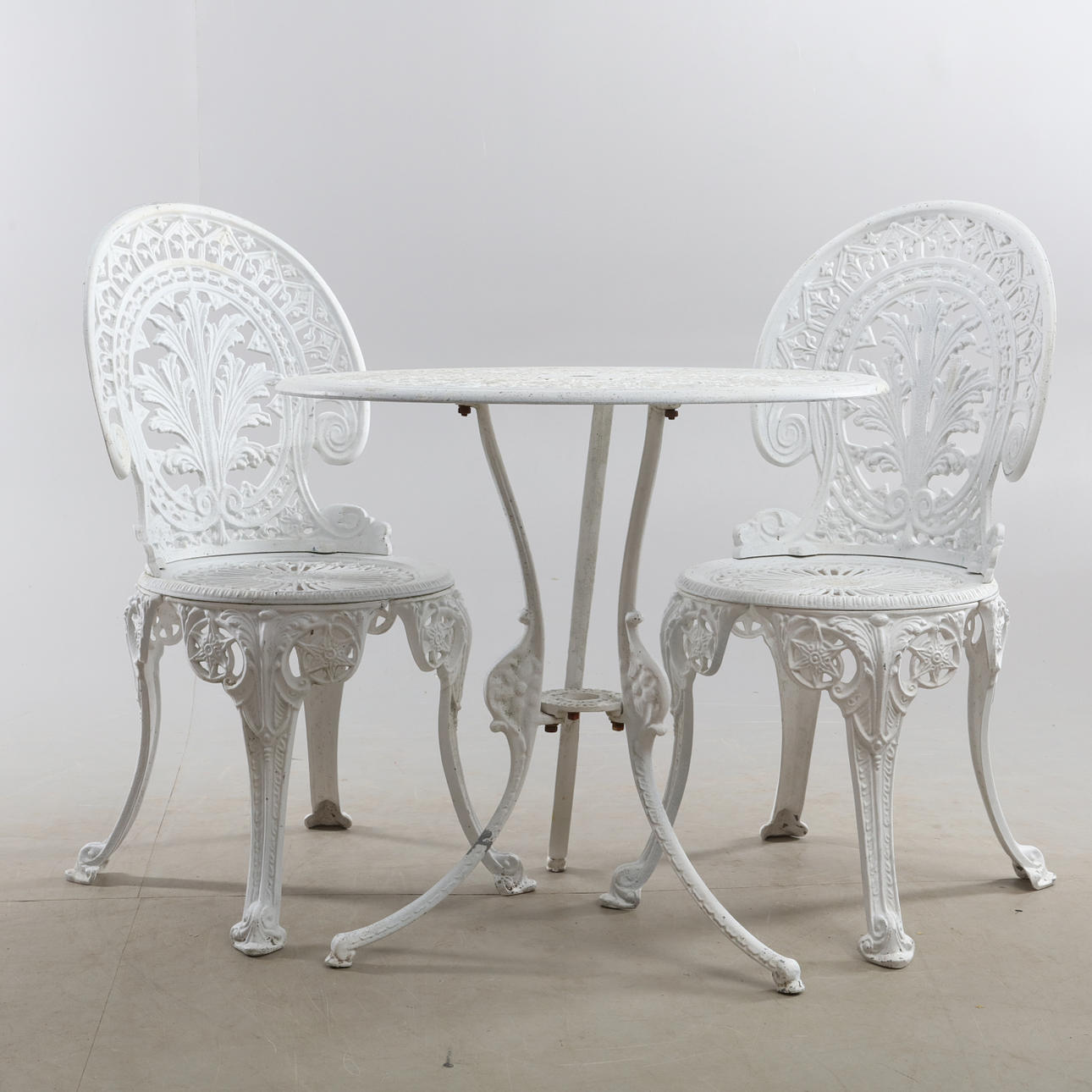 TRÄDGÅRDSGRUPP / CAFEMÖBLER, 3 delar, lättmetall.