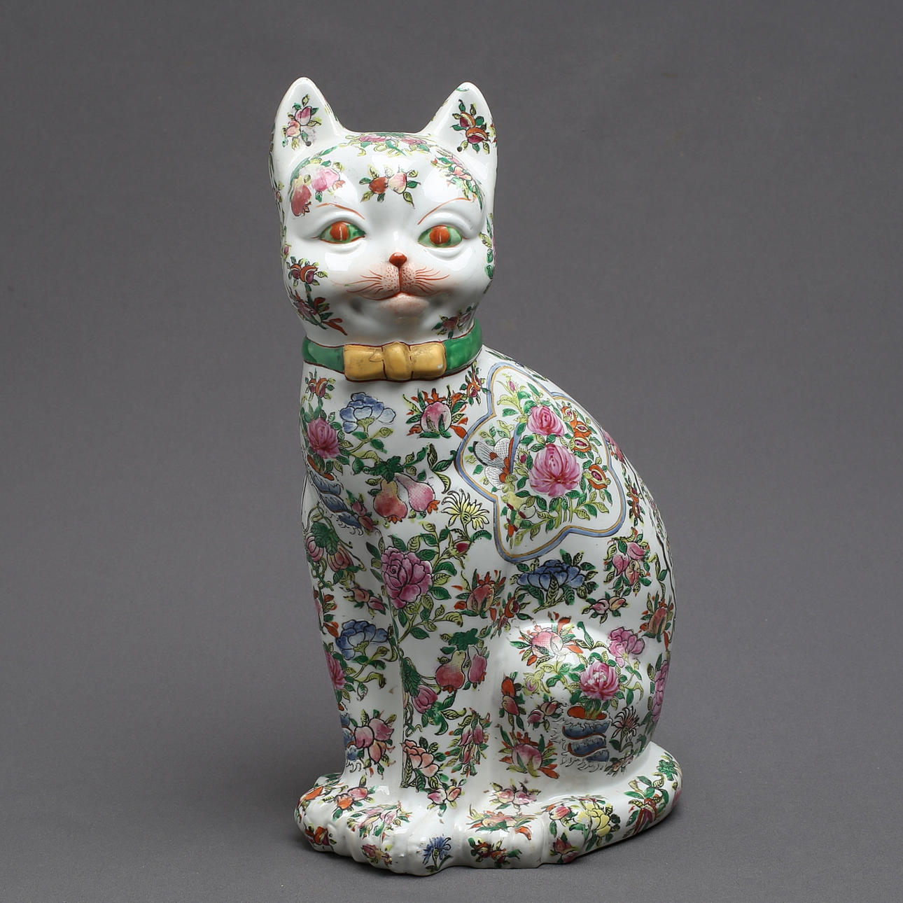 FIGUR, porcelæn, kat, Kina.