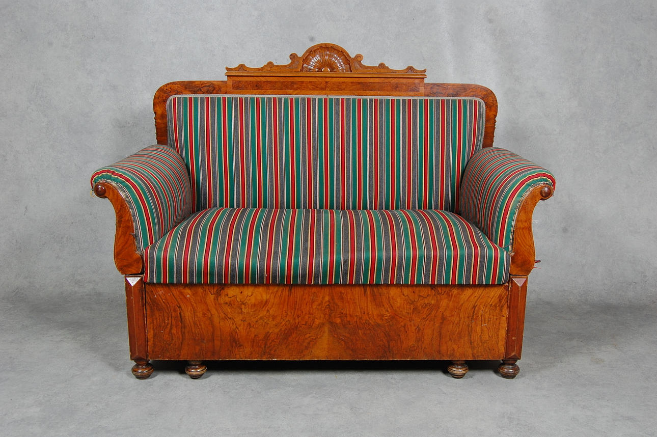 SOFFA, Karl-Johan, 1800-tal.