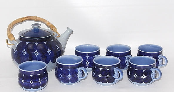 LISA LARSSON. TESERVIS Matilda, 8 delar.