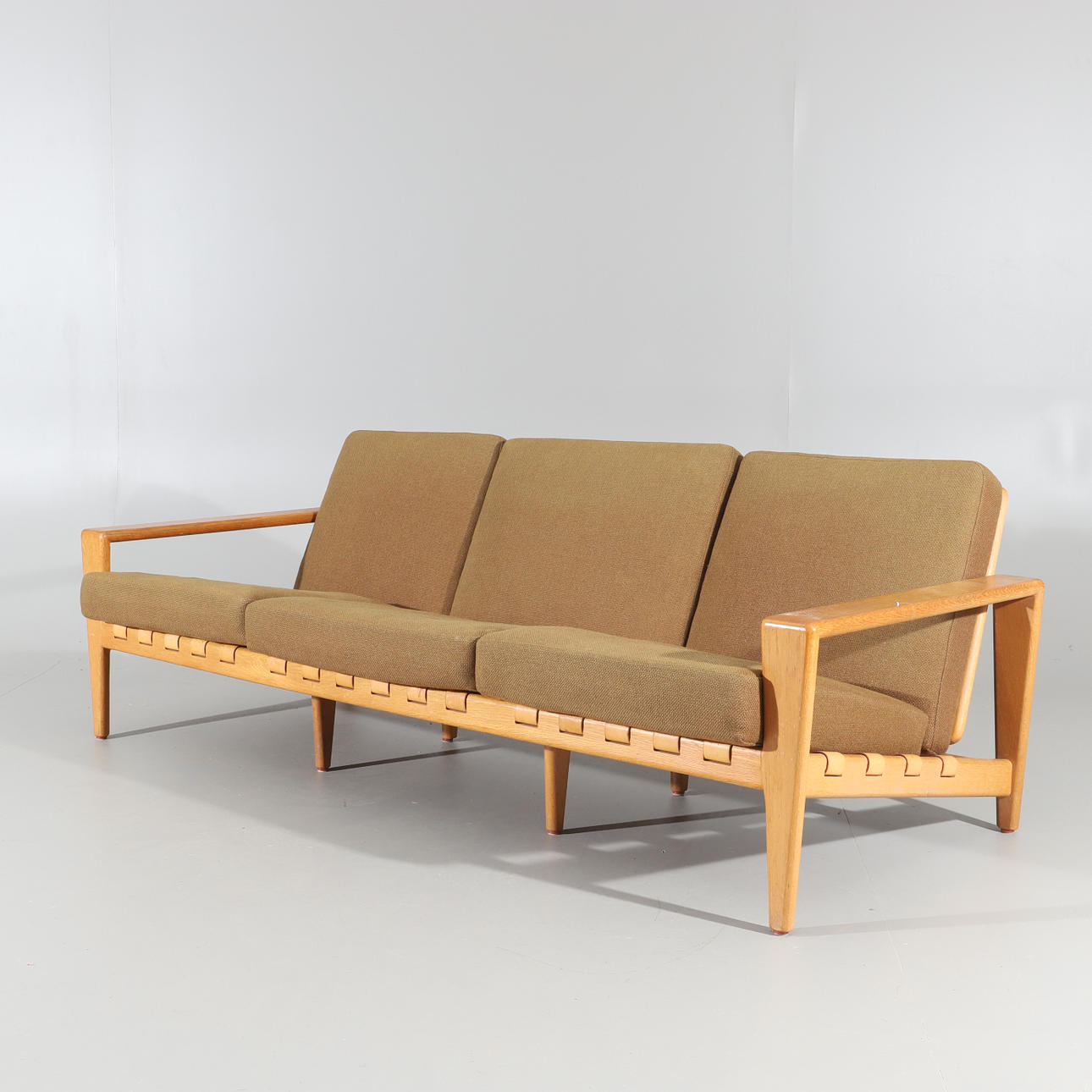 SVANTE SKOGH. Sofa, "Bodö", oak with fabric upholstery.