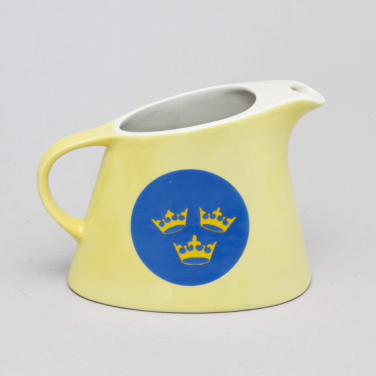 ISVATTENKANNA, porslin, Svenska Amerikalinjen.