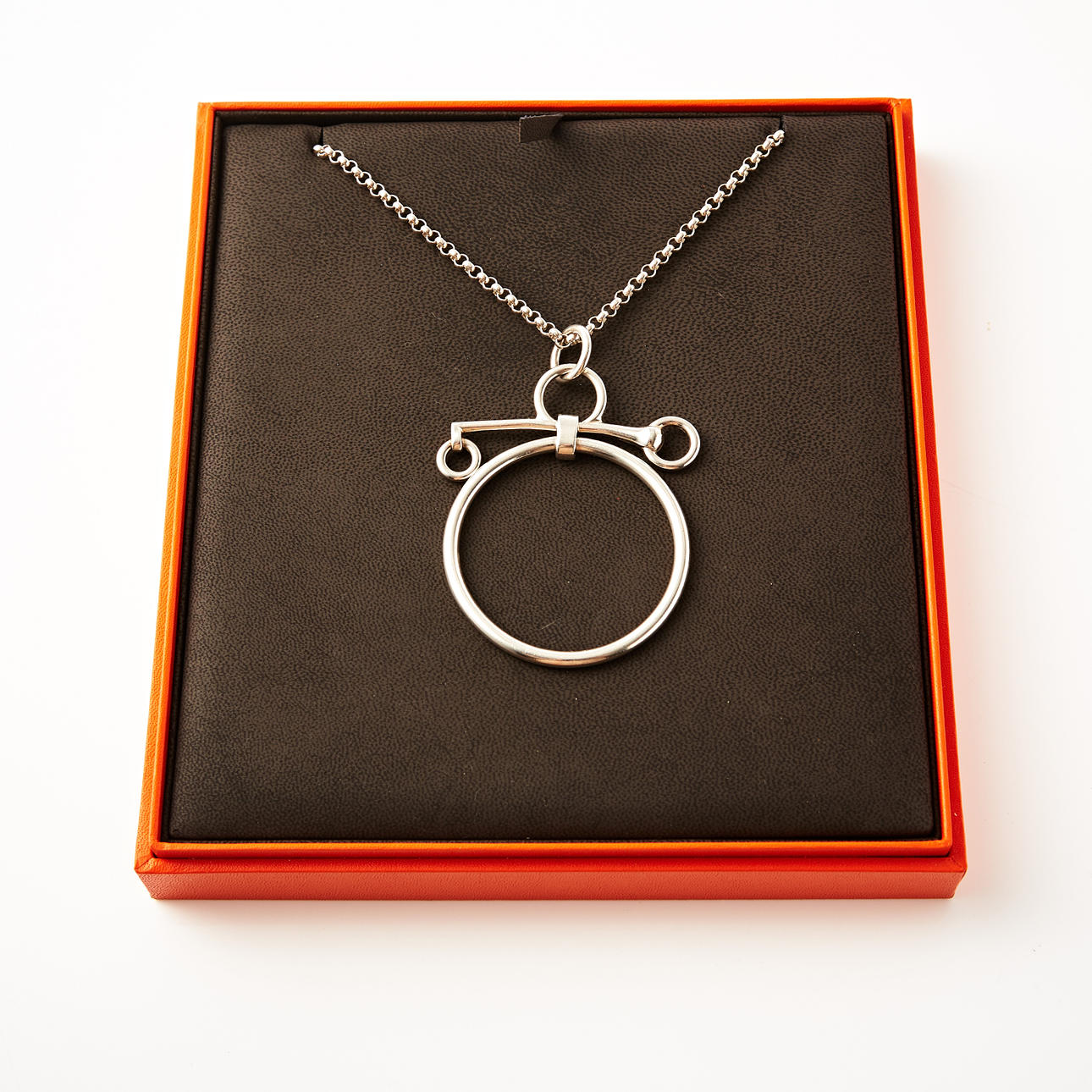 HERMÈS, 