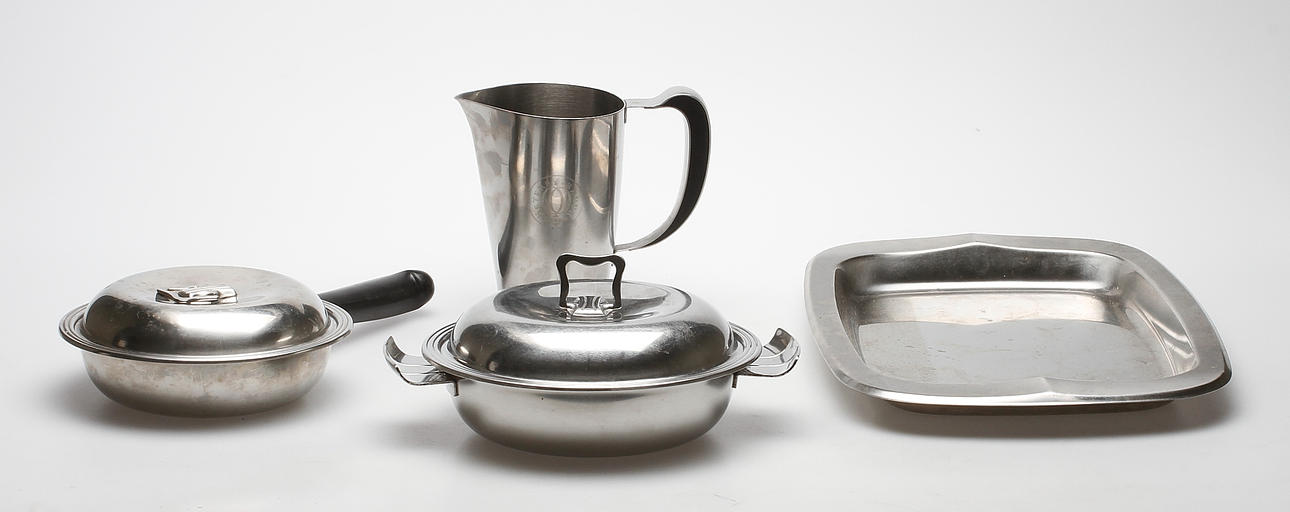 SERVISDELAR, 4 delar, rostfritt, "Thebe", Folke Ahrström, Gense.