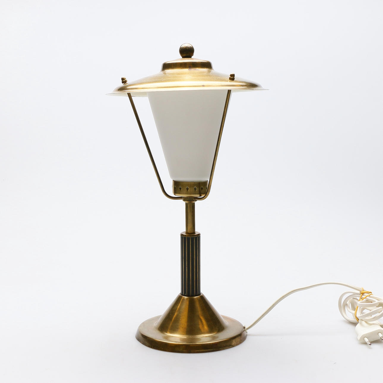 BORDSLAMPA, Elidus, 1900-talets andra hälft.