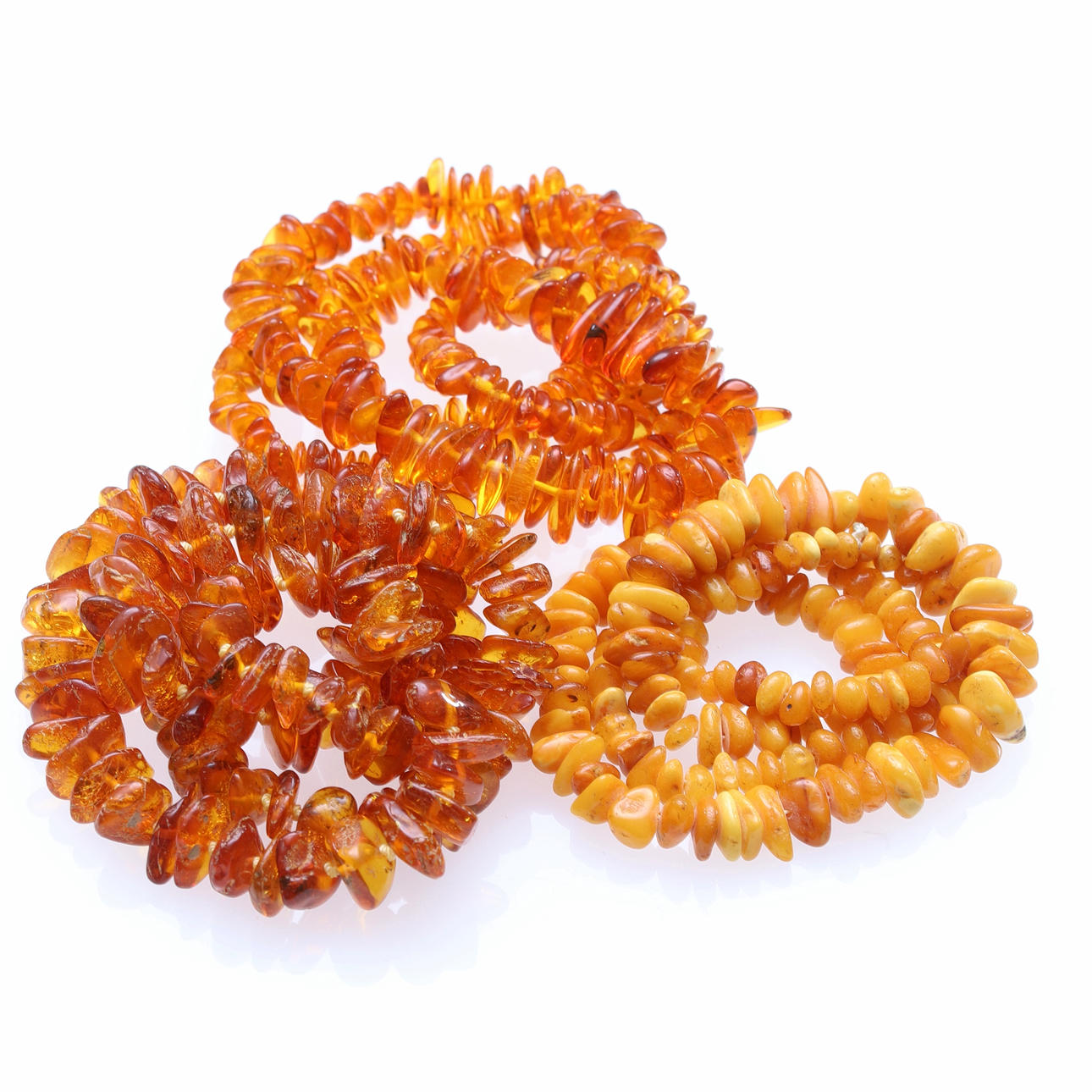 COLLIER, 3 st, bärnsten.