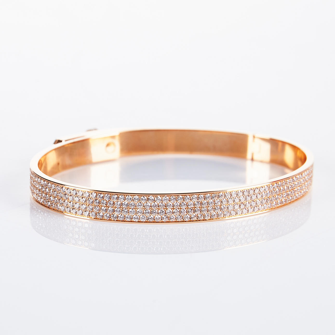 HERMÈS, "KELLY BANGLE".