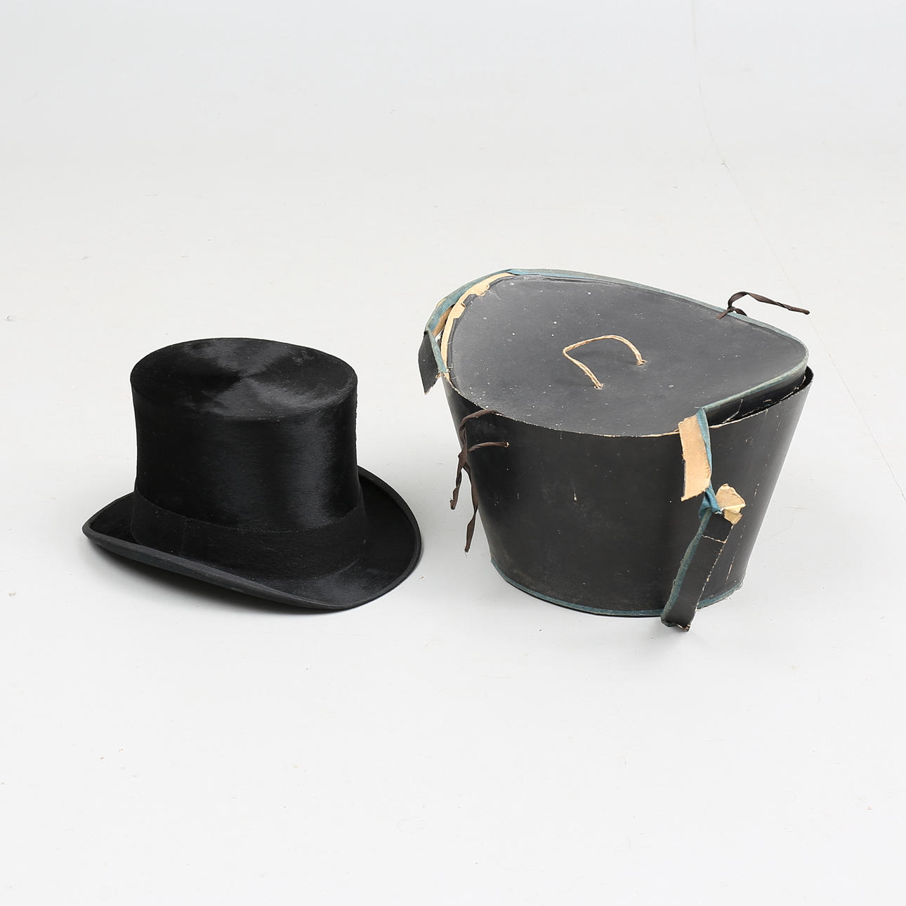 STORMHATT, Best London, 1900-talets första hälft.