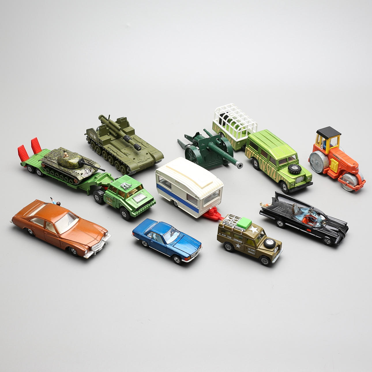 LEKSAKSBILAR (12), Corgi, Dinky, Lesney, Mebetoys, 1900-talets andra hälft.