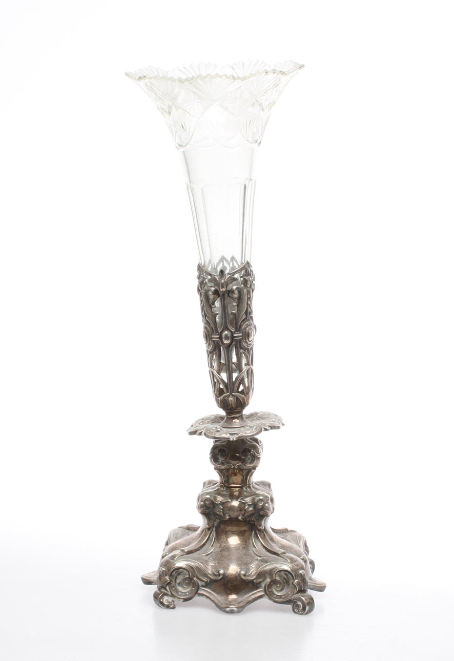 VAS, nysilver samt glas, A.G. Dufva, tidigt 1900-tal.