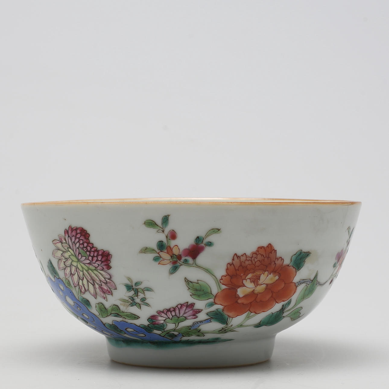 SKÅL. Porslin. Kina. 1700-tal.