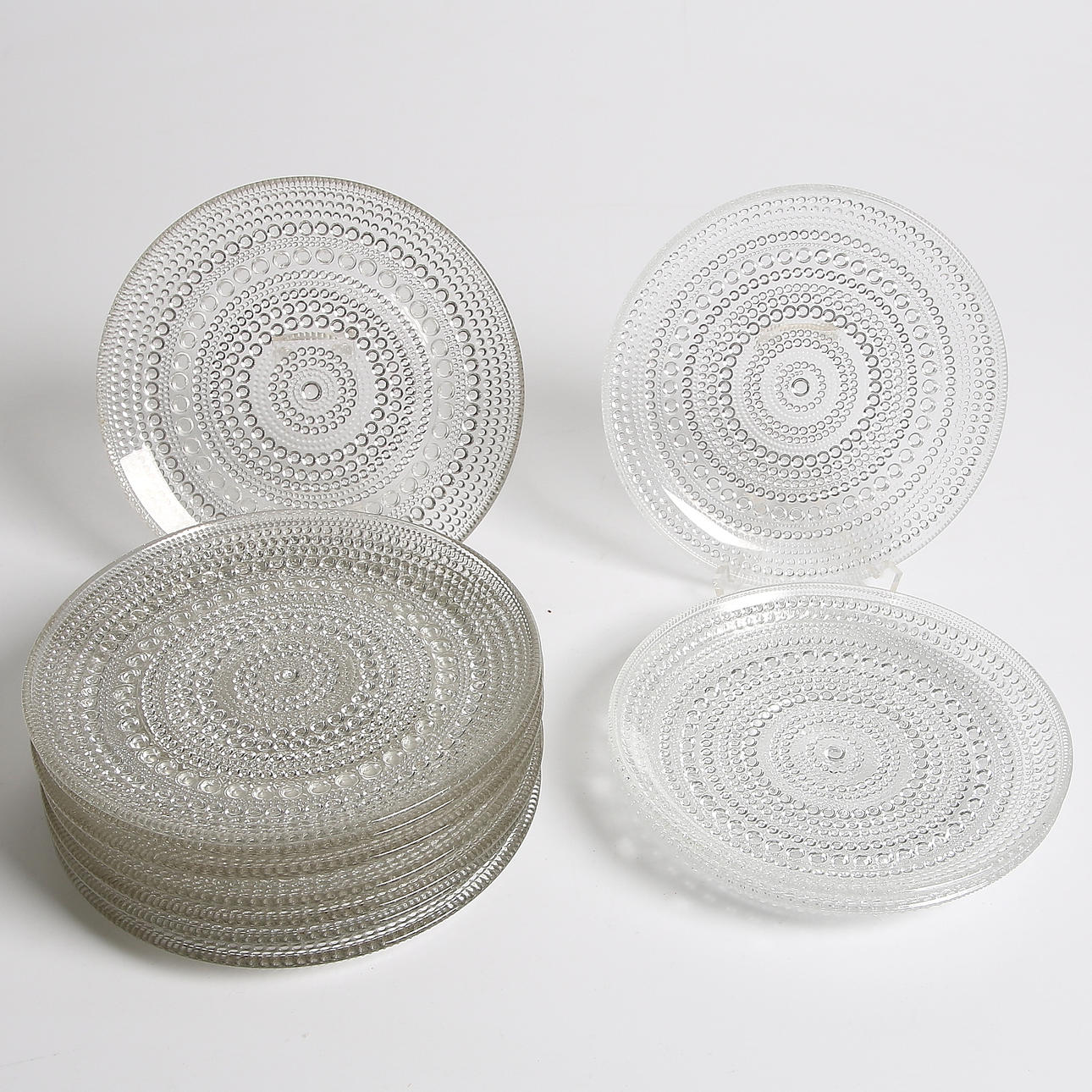 ASSIETTER, 11 st, "Kastehelmi", Oiva Toikka, Iittala.