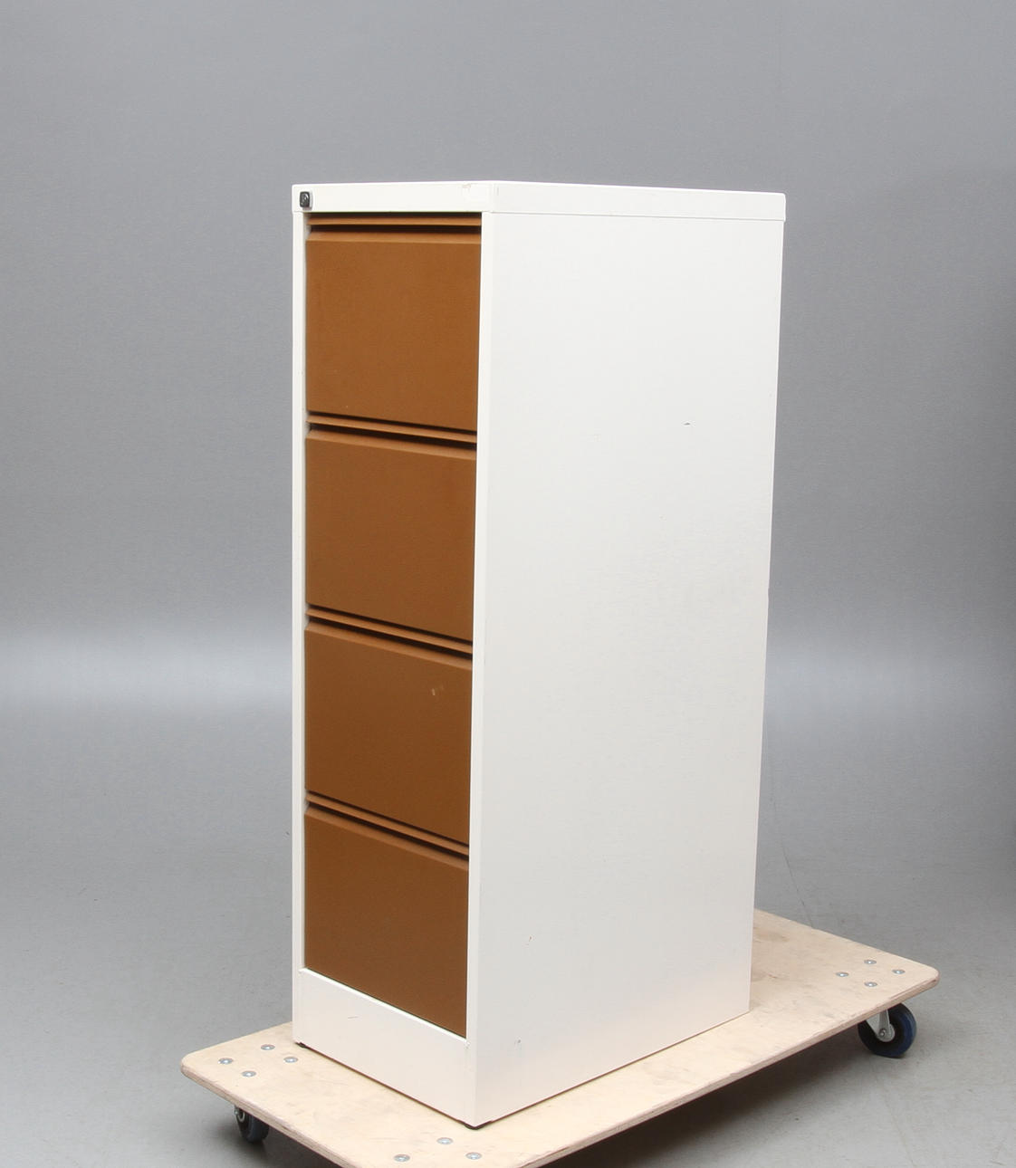 ARKIVSKÅP, 1900-talets andra hälft.