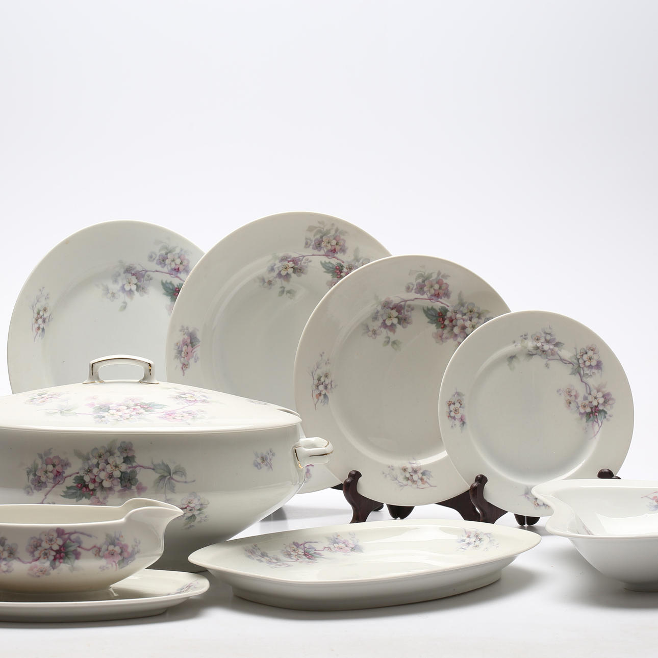 DINING SET, 54 pieces, MZ Altrohlau, Czechoslovakia.