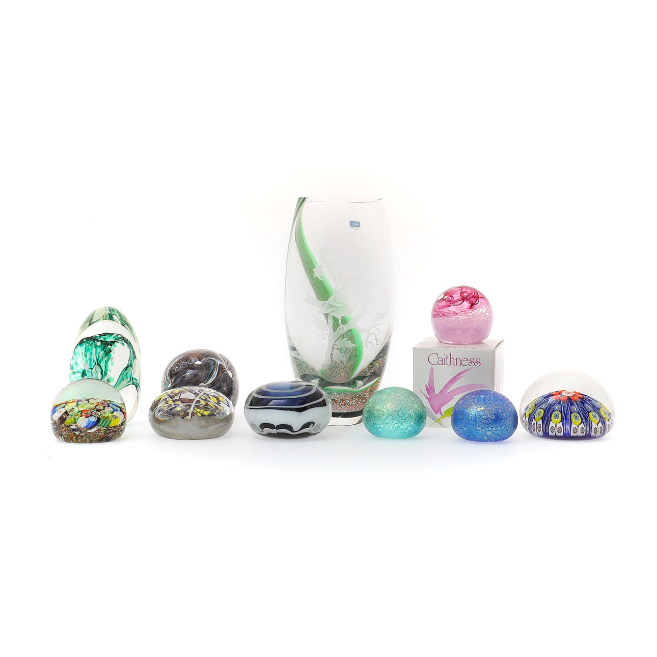 A CAITHNESS GLASS VASE.