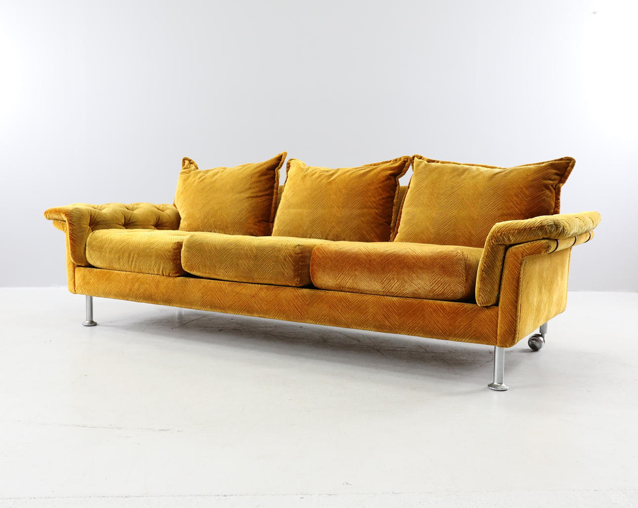 SOFFA, Dux, 1960-tal.