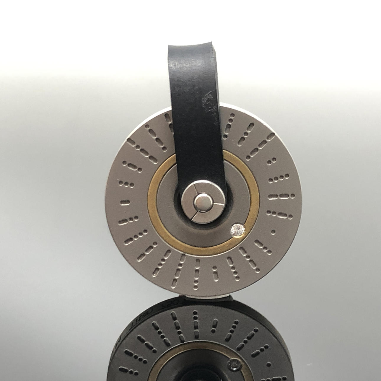 MEISTER. Meister Anhänger Theo M.