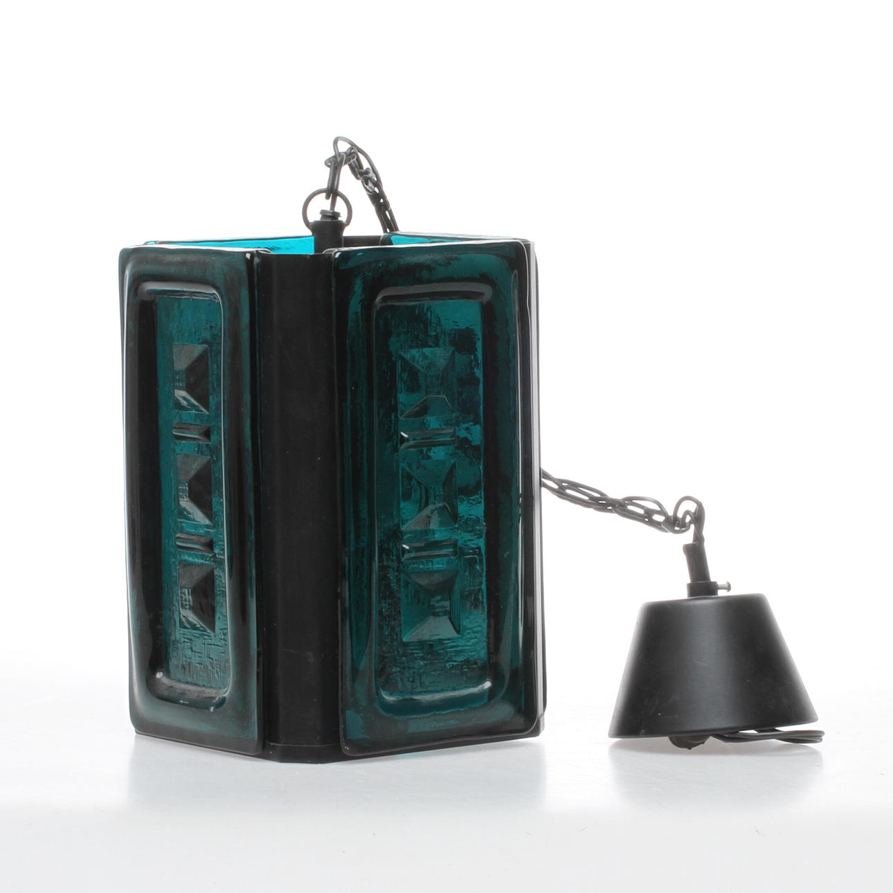 TAKLAMPA, metall och glas, 1900-talets andra hälft.