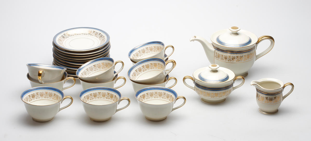 TESERVIS, 14 delar, Royal Ivory, "Irene", KPM, Tyskland.