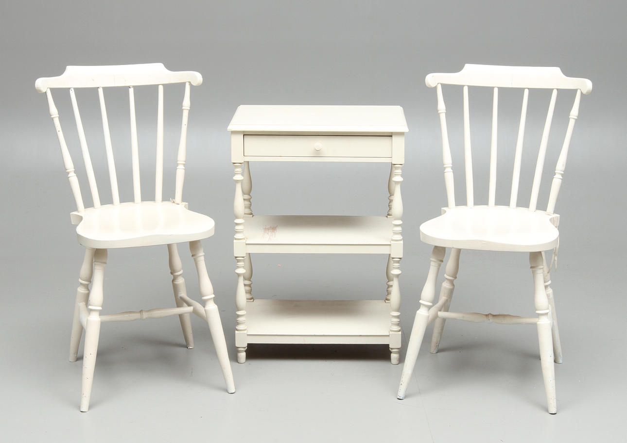 STOLAR, 2 st, TIDNINGSBORD, med låda i sargen, 1900-tal.