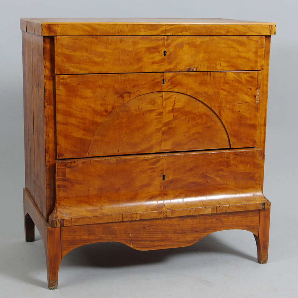 BYRÅ, 3-lådig, björk, empire.