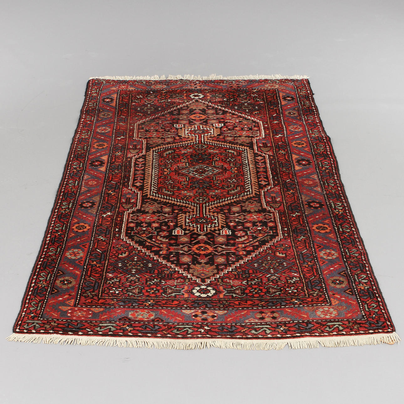 MATTA, Khamse, Persien, 210x128 cm.