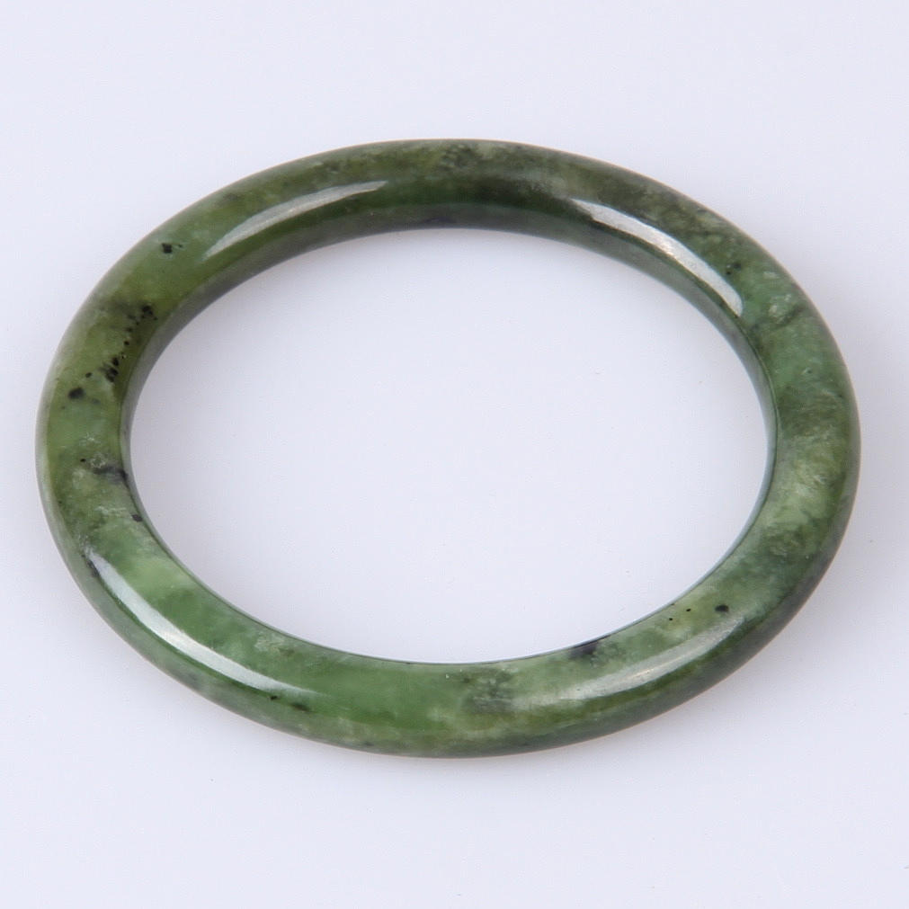 ARMRING, Jade, mossgrön ton.