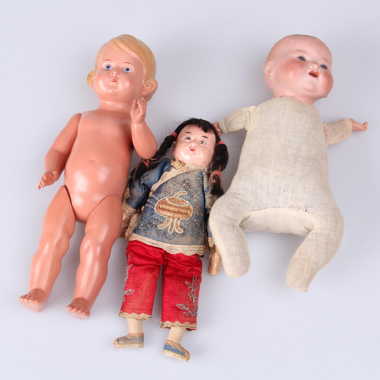 DOCKOR, 3 st. varav ena sköldpaddsmärkt, nr 29, Tyskland.