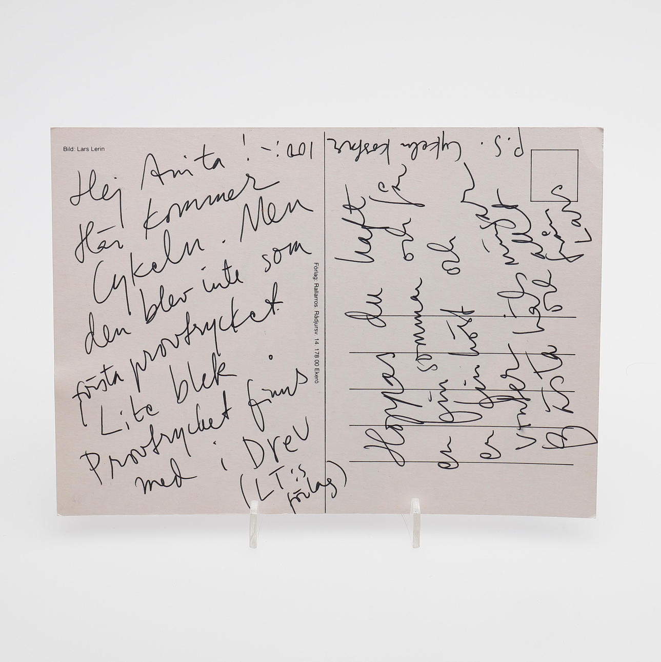 HANDSKRIFT. HANDSKRIVET VYKORT AV LARS LERIN.