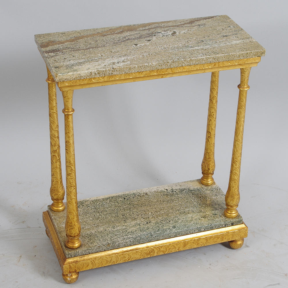 PIEDESTAL, förgylld med marmorskivor.