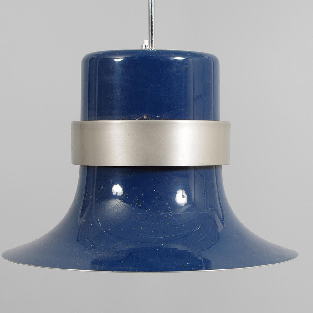 TAKARMATUR, blålackerad plåt.