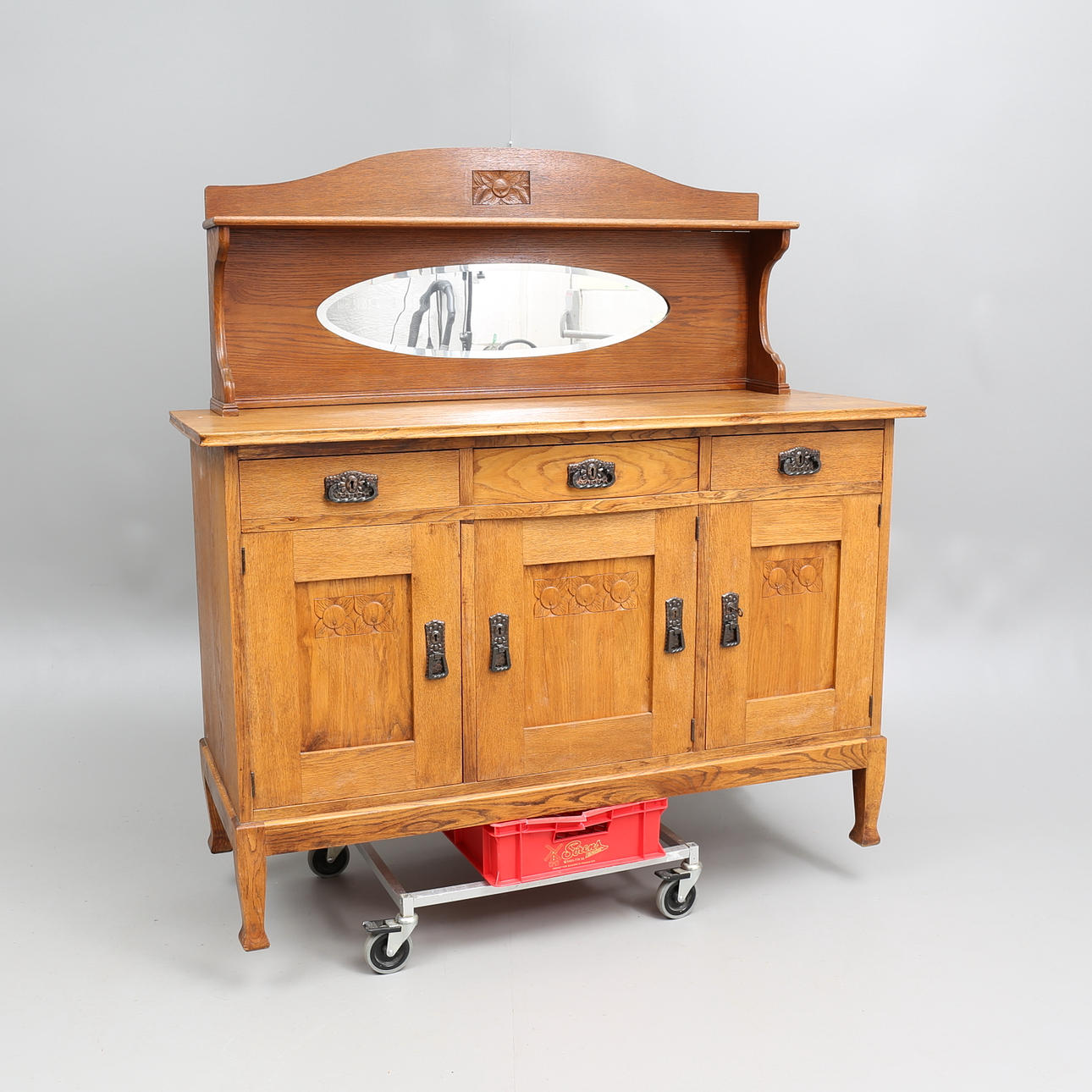 SPEGELSKÄNK, senjugend, tidigt 1900-tal.