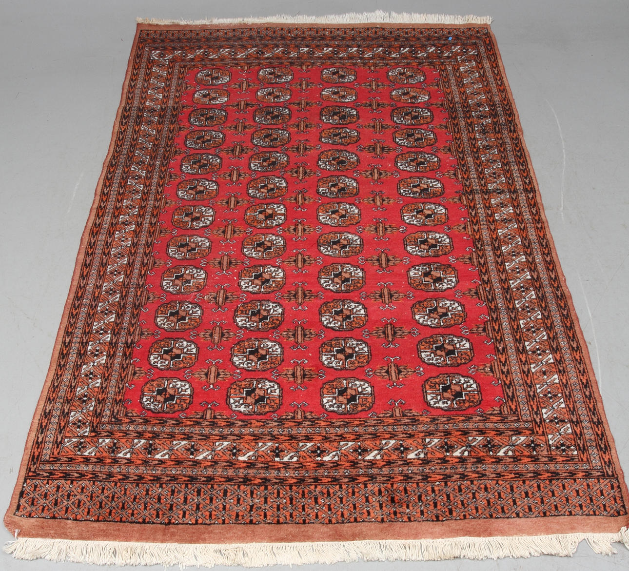 MATTA, orientalisk, ca 236 x 156 cm.