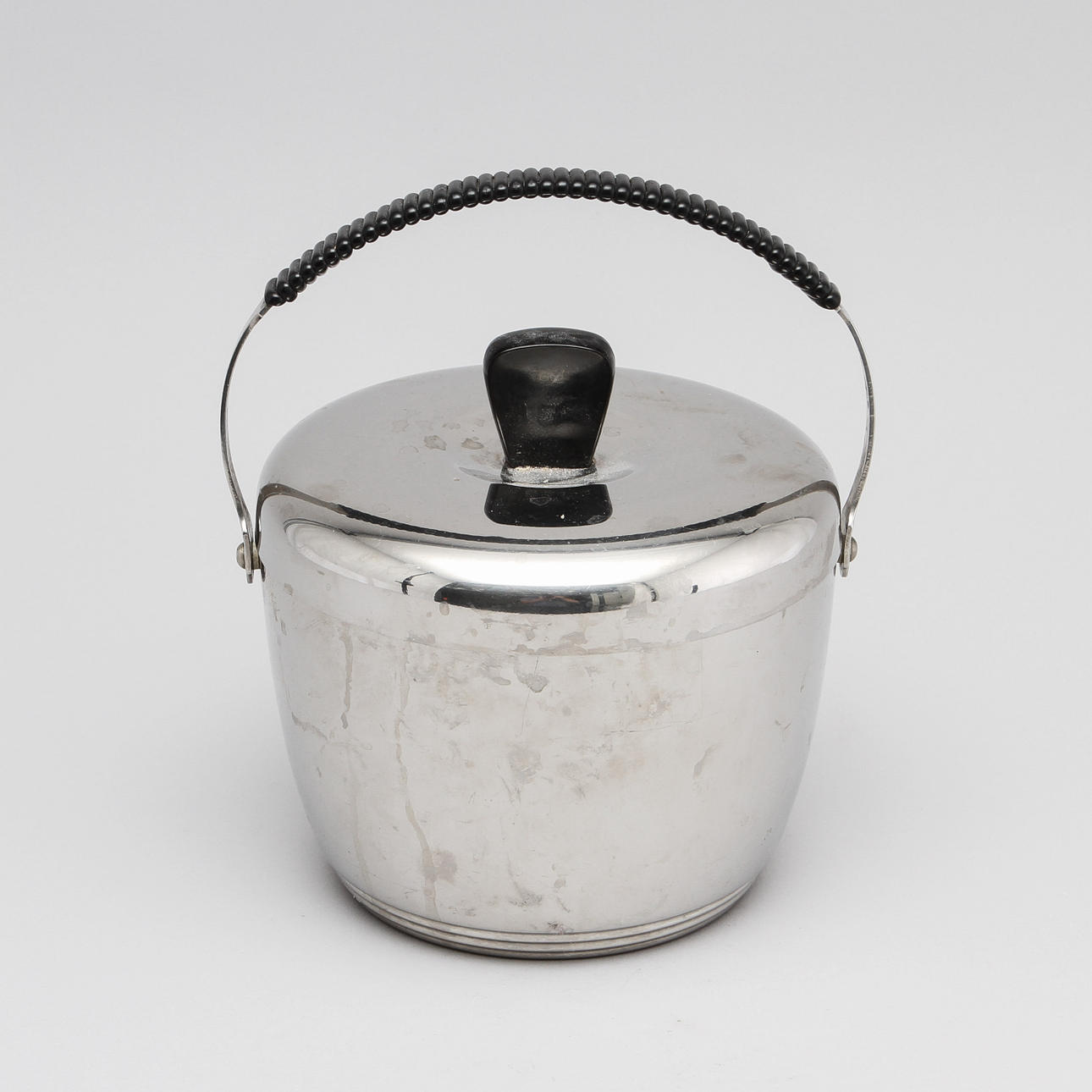 ISHINK, vitmetall, Sigvard Bernadott.