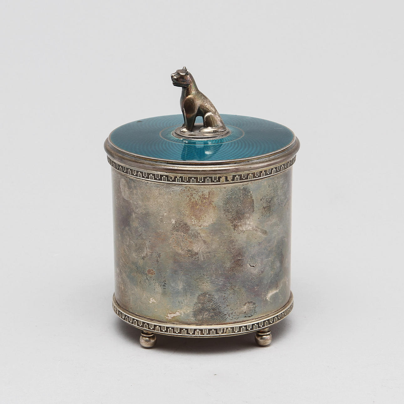 BURK MED LOCK, sterling samt emalj, David Andersen, Norge.