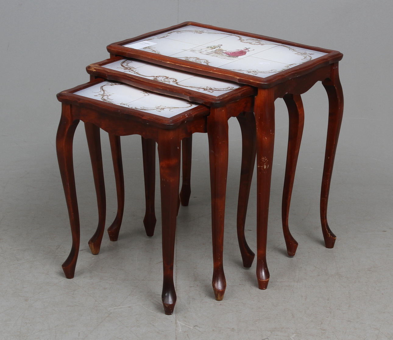 SATSBORD, rokokostil, 1900-tal.