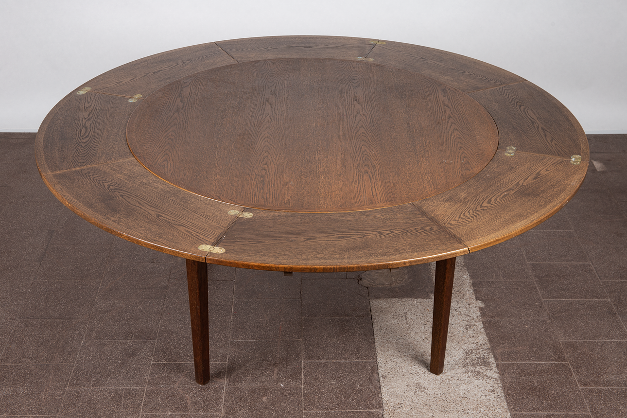 Dyrlund, Round dining table / table, model 'Flip-Flap', teak, Denmark, 1970s.