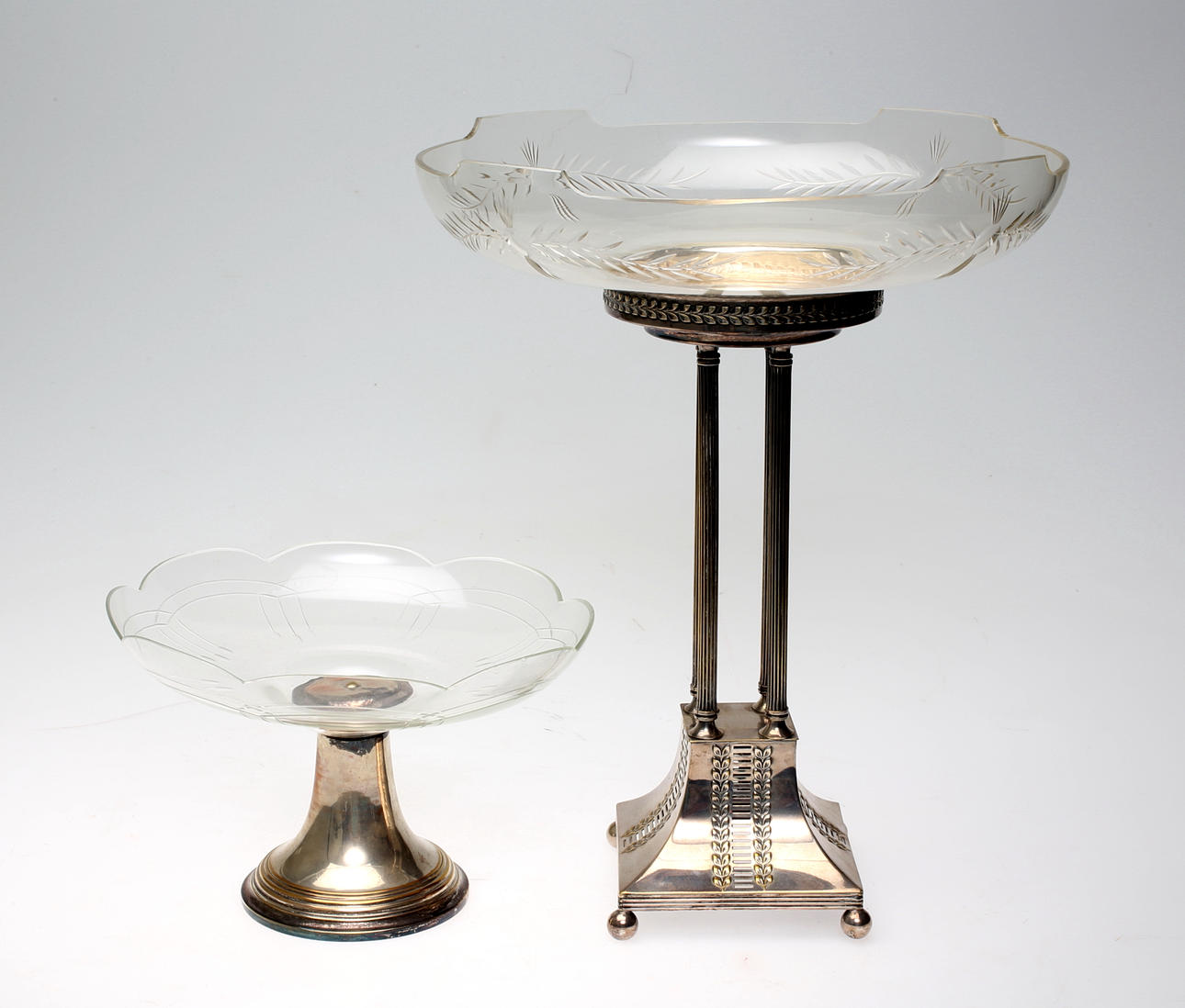 FRUKTSKÅLAR, 2 st, Nysilver och glas 1920/30 - tal.